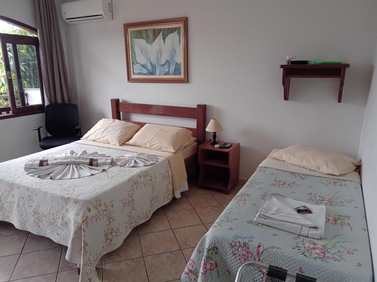 Pousada Nossa Senhora Penedo  Camera foto A room at the hotel